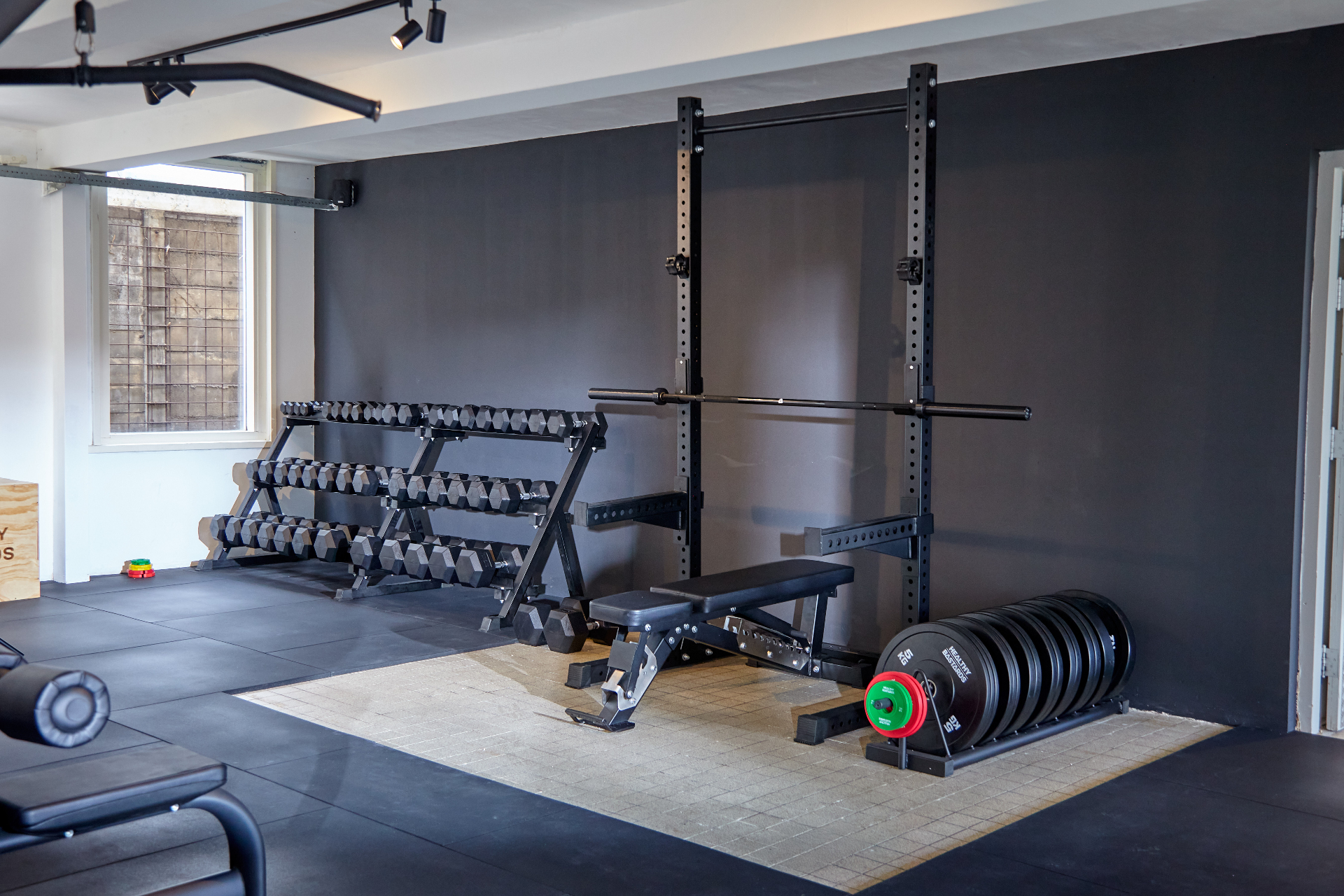 Rack & dumbbells